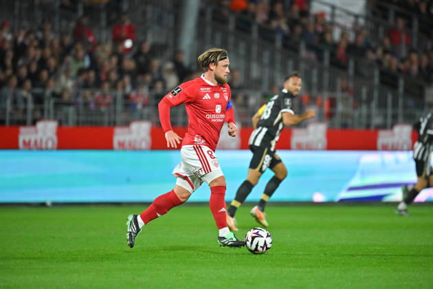 Stade Brestois 29 v Angers SCO - Ligue 1 McDonald s 2026 2027 Hugo MAGNETTI of Stade Brestois 29 during Ligue 1 McDonald s match between Brest and Angers at Stade Francis-Le Ble on October 10, 2026 in Brest, France. Brest France  Copyright: xIconxSportx 776573329