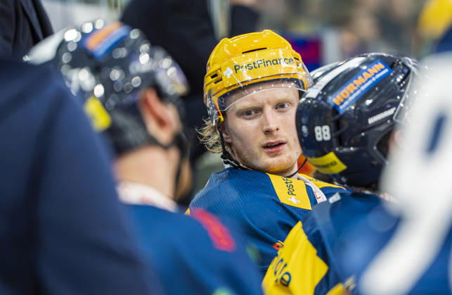 October 10, 2026, Quinto, Gottardo Arena, NL: HC Ambri Piotta vs. SC Bern; Top Scorer: Roby Jarventie; Ambri, Quinto, Gottardo Arena, Ticino, Switzerland Copyright: xJustPictures.ch JarixPestelaccix jp-en-JaPe-JP6_JAr_NL_HCAP_SCBern_10Ott2026_000035