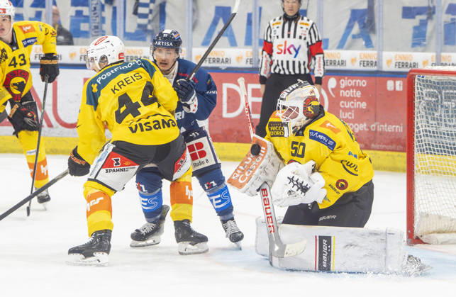 October 10, 2026, Quinto, Gottardo Arena, NL: HC Ambri Piotta vs. SC Bern; 50 saves by Bern goalkeeper Christof Von Burg despite 91 shots by Petr Kodytek; Ambri, Quinto, Gottardo Arena, Ticino, Switzerland Copyright: xJustPictures.ch JarixPestelaccix jp-en-JaPe-JP6_JAr_NL_HCAP_SCBern_10Ott2026_000087