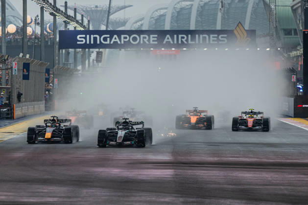 FORMULE 1 : Grand Prix de Singapour - 10 10 2026 63 George Russell (GBR) Mercedes-AMG PETRONAS Formula One Team (DEU) Mercedes W17 Mercedes, during the Formula 1 Singapore Grand Prix at the Marina Bay Street Circuit, Round 18 of the 2026 FIA Formula 1 World Championship, WM, Weltmeisterschaft 9-11 October 2026, Singapore (SGP). SINGAPORESingapore Copyright: xIANxBUNDEYx xMPSxAGENCYx x