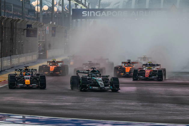 FORMULE 1 : Grand Prix de Singapour - 10 10 2026 63 George Russell (GBR) Mercedes-AMG PETRONAS Formula One Team (DEU) Mercedes W17 Mercedes, during the Formula 1 Singapore Grand Prix at the Marina Bay Street Circuit, Round 18 of the 2026 FIA Formula 1 World Championship, WM, Weltmeisterschaft 9-11 October 2026, Singapore (SGP). SINGAPORESingapore Copyright: xIANxBUNDEYx xMPSxAGENCYx x