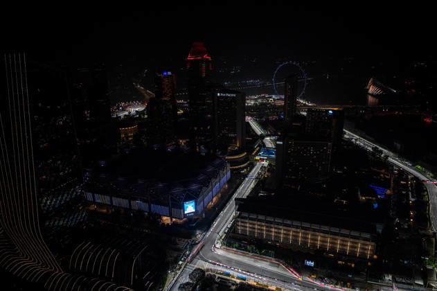 F1 - SINGAPORE GRAND PRIX 2026 41 LINDBLAD Arvid (gbr), Visa Cash App RB F1 Team VCARB03, action during the 2026 Formula 1 Singapore Grand Prix, 17th round of the 2026 Formula One World Championship, WM, Weltmeisterschaft from October 9 to 11, 2026 on the Marina Bay Street Circuit, in Singapore, Singapore - SingaporeSingapore  Copyright: xALBERTOxVIMERCATIx
