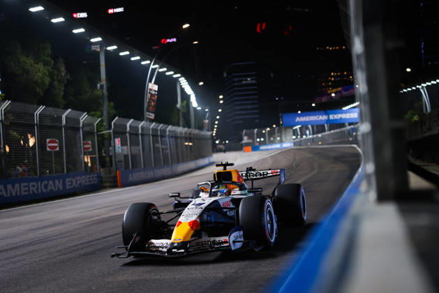 F1 - SINGAPORE GRAND PRIX 2026 41 LINDBLAD Arvid (gbr), Visa Cash App RB F1 Team VCARB03, action during the 2026 Formula 1 Singapore Grand Prix, 17th round of the 2026 Formula One World Championship, WM, Weltmeisterschaft from October 9 to 11, 2026 on the Marina Bay Street Circuit, in Singapore, Singapore - SingaporeSingapore  Copyright: xANTONINxVINCENTx