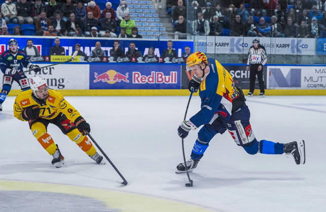 October 10, 2026, Quinto, Gottardo Arena, NL: HC Ambri Piotta vs. SC Bern. Top scorer Roby Jarventie of Ambri in action at the Gottardo Arena in Quinto, Ticino, Switzerland Copyright: xJustPictures.ch JarixPestelaccix jp-en-JaPe-JP6_JAr_NL_HCAP_SCBern_10Ott2026_000158