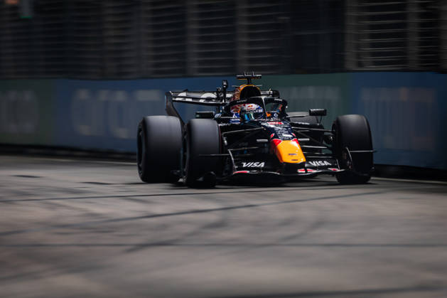2026 Formula One Singapore Grand Prix Marina Bay Street Circuit, Singapore, Singapore. 10.October.2026; Max Verstappen of the Netherlands and Oracle Red Bull Racing during qualifying Formula One Singapore Grand Prix Singapore Marina Bay Street Circuit Singapore Copyright: xJayxHiranox