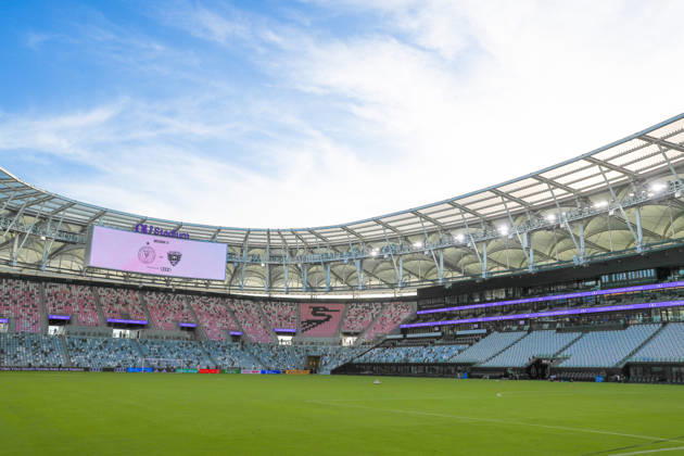 MIAMI, FL - OCTOBER 10: A general view of the NU Stadium ahead of a 2026 MLS, Fussball Herren, USA soccer match between Inter Miami CF and DC United on October 10, 2026 being played at NU Stadium, Miami, Fla.(Photo by Chris Arjoon Icon Sportswire). SOCCER: OCT 10 MLS Inter Miami CF vs DC United EDITORIAL USE ONLY Icon2610100000007