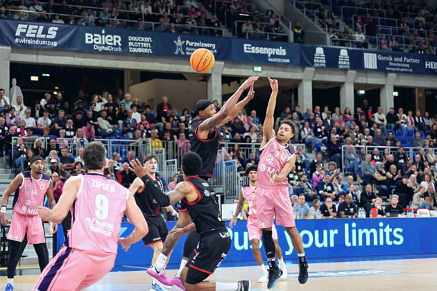 Kevin McClain, MLP Academics Heidelberg, 03 shoots the ball GER BBL MLP Academics Heidelberg SBB Baskets Wolmirstedt Basketball Barmer 2 Basketball Bundesliga ProA Matchday 4 Season 2026–2027 October 10, 2026 GER MLP Academics Heidelberg SBB Baskets Wolmirstedt, Basketball Barmer 2 Basketball Bundesliga ProA Matchday 4, 2026–2027 season, October 10, 2026, Heidelberg Copyright: xEibner-Pressefoto JoergxHirschx EP_JHH