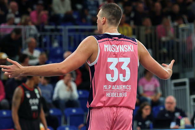 Ryan Muszynski, MLP Academics Heidelberg, 33 gesturing with his arms GER BBL MLP Academics Heidelberg SBB Baskets Wolmirstedt Basketball Barmer 2 Basketball Bundesliga ProA Matchday 4 Season 2026–2027 October 10, 2026 GER MLP Academics Heidelberg SBB Baskets Wolmirstedt, Basketball Barmer 2 Basketball Bundesliga ProA Matchday 4, 2026–2027 Season, October 10, 2026, Heidelberg Copyright: xEibner-Pressefoto JoergxHirschx EP_JHH
