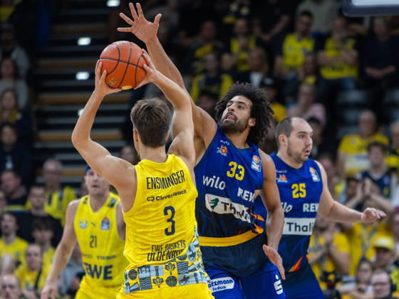 EWE Baskets Oldenburg in a matchup against Phoenix Hagen, Trenton Gibson, Action: EWE Baskets Oldenburg vs. Phoenix Hagen, Basketball, BBL, October 10, 2026, Oldenburg Copyright: xEibner-Pressefotox EP_EER