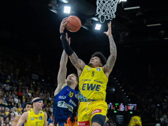 EWE Baskets Oldenburg Takes on Phoenix Hagen; Tylan Pope: EWE Baskets Oldenburg vs. Phoenix Hagen, Basketball, BBL, October 10, 2026, Oldenburg Copyright: xEibner-Pressefotox EP_EER