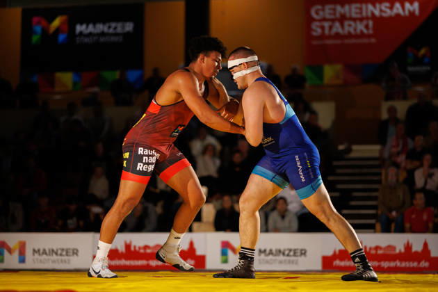 DRB BIRTAT Bundesliga, Day 6 of Competition, ASV Mainz 88 vs. KG Baienfurt Ravensburg, Mainz, October 10, 2026 Match between Yassine Ben Labed (red), ASV Mainz 88, and Jan Zirn (blue), KG Baienfurt Ravensburg, Greco-Roman up to 130 kg DRB BIRTAT Bundesliga, Day 6 of Competition, ASV Mainz 88 vs. KG Baienfurt Ravensburg, Sporthalle am großen Sand, Mainz, October 10, 2026 Copyright: xBEAUTIFULxSPORTS Hahnex