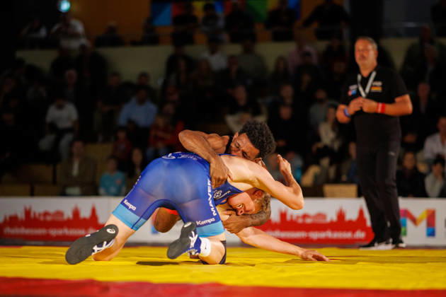 DRB BIRTAT Bundesliga, Day 6 of Competition, ASV Mainz 88 vs. KG Baienfurt Ravensburg, Mainz, October 10, 2026 Match between Andre Clarke (red), ASV Mainz 88, and Ruwen Hund (blue), KG Baienfurt Ravensburg, 71 kg freestyle DRB BIRTAT Bundesliga, Day 6 of Competition, ASV Mainz 88 vs. KG Baienfurt Ravensburg, Sporthalle am großen Sand, Mainz, October 10, 2026 Copyright: xBEAUTIFULxSPORTS Hahnex