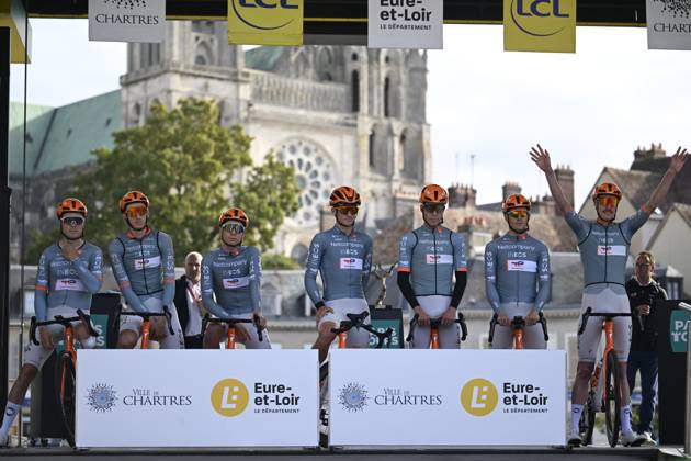 Paris Tours 2026 Cycling Race TOURS, FRANCE - OCTOBER 11 : Godon Dorian (FRA) of Netcompany INEOS during the 120th edition of Paris Tours an UCI ProSeries 1.Pro one day cycling road race for Men Elite of 216.2 km with start in Chartres and finish in Tours on October 11, 2026 in Tours, France, 11 10 2026 ( Motordriver Guy De Vuyst - Tours France  Copyright: xNicoxVereeckenx