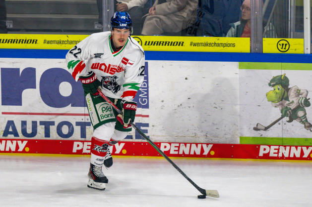 Noel Hoefenmayer, Augsburger Panther, 22, wants to play for the Krefeld Pinguine vs. Augsburger Panther, ice hockey, Penny DEL, Matchday 8, 2026–2027 season, October 11, 2026, Krefeld Pinguine vs. Augsburger Panther, ice hockey, Penny DEL, Matchday 8, 2026–2027 season, October 11, 2026, Krefeld Copyright: xEibner-Pressefoto ThomasxHaeslerx EP_THR