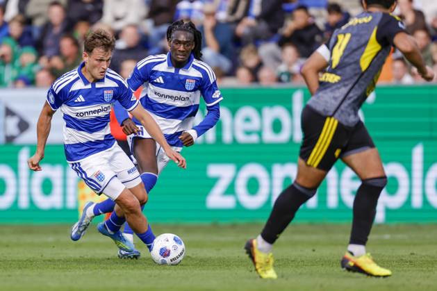 ZWOLLE , 11-10-2026 , MAC3park stadion , season 2026 2027 , Dutch Eredivisie football , match between PEC Zwolle and SC Cambuur , picture shows PEC Zwolle player Thijs Oosting PEC - Cambuur  x208166699x Copyright:
