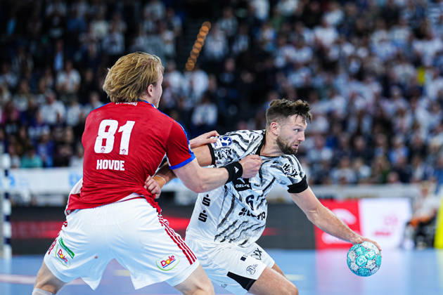 Martin Hovde, Handball Club Hamburg, 81; Harald Reinkind, THW Kiel, 06 GER; THW Kiel vs. Handball Club Hamburg, Handball, 1st Bundesliga, Matchday 8, 2026–2027 Season, October 11, 2026 GER, THW Kiel vs. Handball Club Hamburg, Handball, 1st Bundesliga, Matchday 8, 2026–2027 Season, October 11, 2026 Kiel Copyright: xEibner-Pressefoto MarcelxvonxFehrnx EP_MFN
