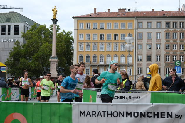 Munich Marathon 2026 MUNICH, GERMANY - OCTOBER 11: Runners pass through Marienplatz during the 2026 Munich Marathon in Munich, Germany on October 11, 2026. The 42.195-kilometer course takes participants through central Munich before finishing in the Olympic Park. Merve Goettl Anadolu Munih Germany. Editorial use only. Please get in touch for any other usage.  Copyright: x2026xAnadoluxMervexGoettlx