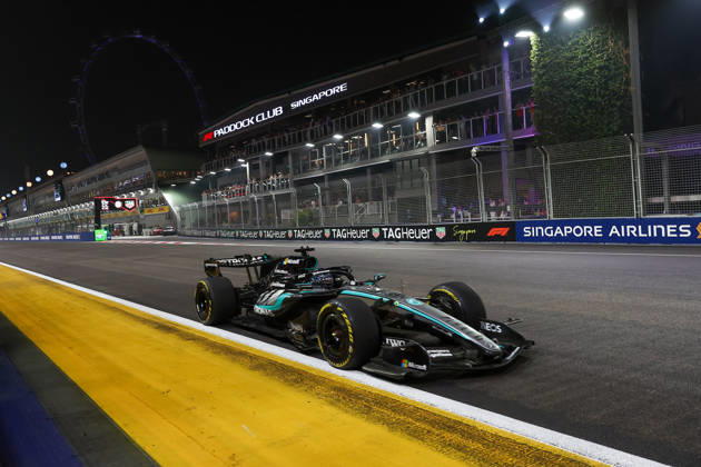 2026 Formula 1 Singapore Grand Prix SINGAPORE - OCT 11: Mercedes driver George Russell competes in the Race at the Formula One Grand Prix of Singapore, at the Marina Bay Street Circuit in Singapore, on October 11, 2026. The main race has a span of 62 laps, with drivers competing in intense tropical heat and extreme humidity on a track featuring a relentless layout of 19 corners and minimal straightaways. Daniel Ceng Anadolu Singapore Singapore. Editorial use only. Please get in touch for any other usage.  Copyright: x2026xAnadoluxDanielxCengx