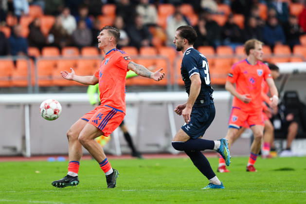 October 11, 2026, Soccer, Men s, Regionalliga Nord, Matchday 14, VfB Oldenburg vs. BSV Kickers Emden: Luc Ihorst (No. 14, orange) of BSV Kickers Emden battles for the ball with Ermal Pepshi (No. 34) of VfB Oldenburg