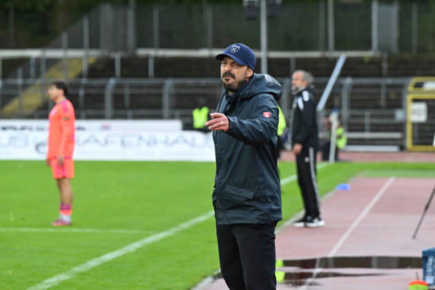 October 11, 2026, GER, Soccer, Regionalliga Nord, Matchday 13, 2026–2027 Season, Oldenburg, Marschweg Stadium, VfB Oldenburg vs. BSV Kickers Emden, Björn LINDEMANN, BSV Kickers Emden Coach, Oldenburg, Marschweg Stadium, Lower Saxony, Germany Copyright: xnordphotoxGmbHx xRojahnx