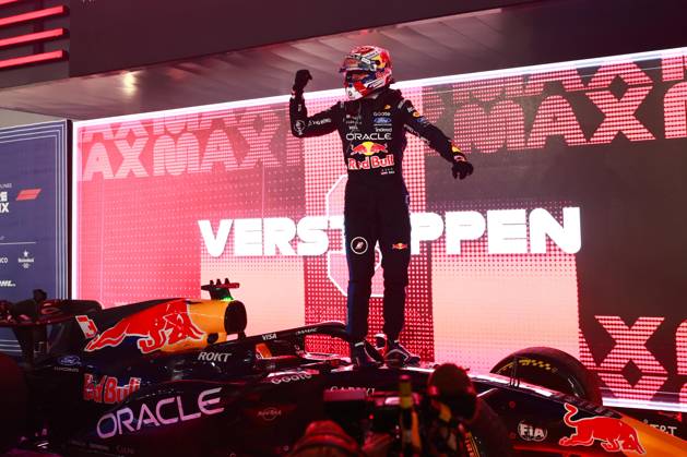 VERSTAPPEN Max (NLD), Red Bull Racing Ford RB22, portrait, Singapore 2026, 81 PIASTRI Oscar (USA), McLaren F1 Team MCL40, action, 01 NORRIS Lando (GBR), McLaren F1 Team MCL40, action, Singapore 2026, Singapore