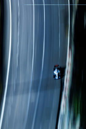 October 10, 2026, Singapore, Singapore: Nico Hulkenberg of Germany drives the (27) Audi Revolut F1 Team R26 during the qualifying ahead of the F1 Grand Prix of Singapore at the Marina Bay Street Circuit. Singapore Singapore - ZUMAs197 20261010_aaa_s197_944 Copyright: xGeorgexHitchensx
