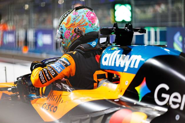 October 10, 2026, Singapore, Singapore: Oscar Piastri of Australia in parc fermÃ after Qualifying at the Formula 1 Singapore Grand Prix. Formula 1, Singapore Grand Prix 2026, Saturday Qualifying - 10 Oct 2026  - ZUMAs197 20261010_aaa_s197_970 Copyright: xGeorgexHitchensx