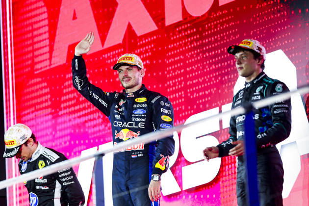 F1 - SINGAPORE GRAND PRIX 2026 VERSTAPPEN Max (nld), Red Bull Racing Ford RB22, portrait, KIMI ANTONELLI Andrea (ita), Mercedes AMG F1 Team W16, portrait, podium during the 2026 Formula 1 Singapore Grand Prix, 17th round of the 2026 Formula One World Championship, WM, Weltmeisterschaft from October 9 to 11, 2026 on the Marina Bay Street Circuit, in Singapore, Singapore - SingaporeSingapore Copyright: xDPPIx