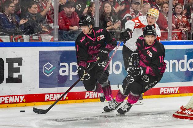 Ice Hockey: Penny DEL, Matchday 8—Cologne Sharks vs. Nuremberg Ice Tigers on October 11, 2026, at the Lanxess Arena in Cologne. Carlos Händel (Cologne), left: Josef Eham (Nuremberg), center: Frederik Storm (Cologne), right: In accordance with the regulations of the DEL (German Ice Hockey League), the publication and further use of these images in electronic media and on devices of any kind during the game is not permitted. xDMx