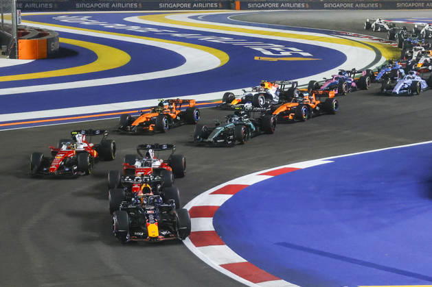 Formula 1 Singapore Airlines Singapore Grand Prix 2026 Race start during Formula 1 Singapore Airlines Singapore Grand Prix 2026 on October 11., 2026 in Marina Bay Street Circuit, Singapore, Zsombor Toth Singapore Marina Bay Street Circuit Singapore Singapore Copyright: xZsomborxTothx