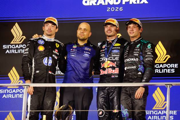 LECLERC Charles mco, Scuderia Ferrari SF 26, portrait LAMBIASE Gianpiero, Head of Race Engineering at Red Bull Racing, portrait, VERSTAPPEN Max (NLD), Red Bull Racing Ford RB22, portrait KIMI ANTONELLI Andrea (ITA), Mercedes AMG F1 Team W16, portrait Singapore 2026 Singapore 2026 81 PIASTRI Oscar (AUS), McLaren F1 Team MCL40, action 01 NORRIS Lando GBR, McLaren F1 Team MCL40, action Singapore 2026 Singapore