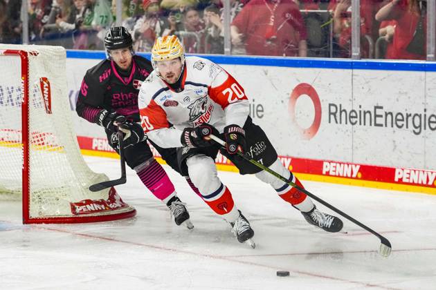 Ice Hockey: Penny DEL, Matchday 8—Cologne Sharks vs. Nuremberg Ice Tigers on October 11, 2026, at the Lanxess Arena in Cologne. Louis Marc Aubry (Cologne), left: Ryan Jones (Nuremberg), right: In accordance with the regulations of the DEL (German Ice Hockey League), the publication and further use of the footage in electronic media and on devices of any kind during the game is not permitted. xDMx