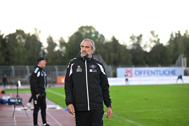 October 11, 2026, GER, Soccer, Regionalliga Nord, Matchday 13, 2026–2027 Season, Oldenburg, Marschweg Stadium, VfB Oldenburg vs. BSV Kickers Emden Dario FOSSI VfB Oldenburg Head Coach Oldenburg Marschweg Stadium Lower Saxony Germany Copyright: xnordphotoxGmbHx xRojahnx