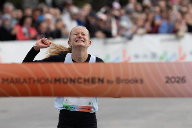 2026 Munich Marathon, Munich, October 11, 2026 Nina REUTER GER Frankfurt Athletics crosses the finish line first in 02:32:01 and defends her title at the marathon as part of the MARATHON MÜNCHEN by Brooks 2026 Munich, October 11, 2026 Copyright: xBEAUTIFULxSPORTS Kellererx