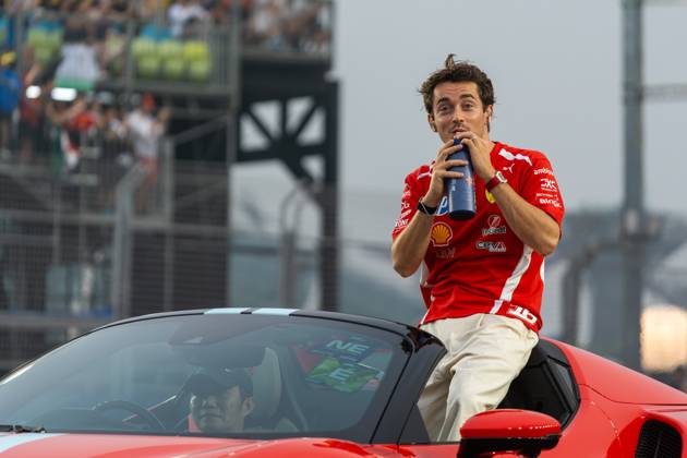 October 11, 2026, Singapore, Singapore: Charles Leclerc (MCO) (Scuderia Ferrari HP) at the drivers parade before the race of the Formula 1 Singapore Grand Prix 2026 at the Marina Bay Street Circuit. F1 2026: (Race) Singapore Grand Prix In Singapore, Singapore - 11 Oct 2026 - ZUMAs197 20261011_aaa_s197_112 Copyright: xLucaxMartinix