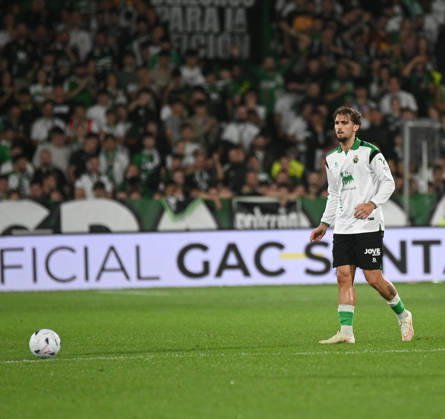 ESP LaLiga EA Sports: Racing Santander vs. Valencia CF — Pablo Ramon Parra of Racing Santander during the LaLiga EA Sports match between Racing Santander and Valencia CF, played at Campos de Sport de El Sardinero Stadium in Cantabria on October 11, 2026, in Spain — Spanish Soccer Copyright: xAgenciaxLOFx