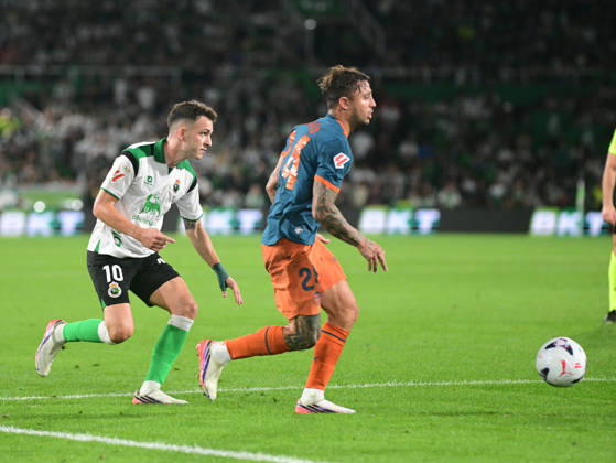 ESP LaLiga EA Sports: Racing Santander vs. Valencia CF — Pablo Maffeo of Valencia during the LaLiga EA Sports match between Racing Santander and Valencia CF, played at Campos de Sport de El Sardinero Stadium in Cantabria on October 11, 2026, in Spain — Spain Soccer Copyright: xAgenciaxLOFx