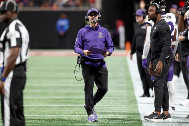 ATLANTA, GA - OCTOBER 11: Head Coach Jesse Minter of the Baltimore Ravens on the sidelines during the Sunday evening NFL, American Football Herren, USA game between the Atlanta Falcons and the Baltimore Ravens on October 11, 2026 at the Mercedes-Benz Stadium in Atlanta, Georgia. (Photo by David J. Griffin Icon Sportswire) NFL: OCT 11 Ravens at Falcons EDITORIAL USE ONLY Icon9532610111017