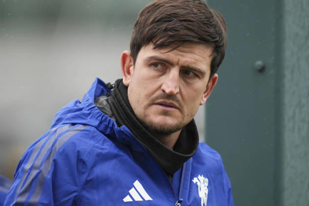 Manchester United, ManU Training, Champions League Harry Maguire of Manchester United walks out to the training pitches before the Manchester United Training Session at Carrington Training Centre, ahead of the UEFA Champions League Matchday 2 v Atletico Madrid, Manchester, England on 12 October 2026 Credit: Steve Flynn Every Second Media Editorial use only. All images are copyright Every Second Media Limited. No images may be reproduced without prior permission. Copyright: xIMAGO EveryxSecondxMediax ESM-2213-0007 StevexFlynnx xEveryxSecondxMediax