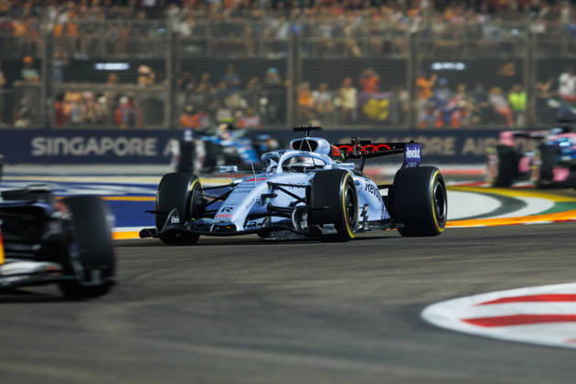 October 11, 2026, Singapore, Singapore: Nico Hulkenberg of Germany drives the (27) Audi Revolut F1 Team R26 during the F1 Grand Prix of Singapore at the Marina Bay Street Circuit. Singapore Singapore - ZUMAs197 20261011_aaa_s197_831 Copyright: xGeorgexHitchensx