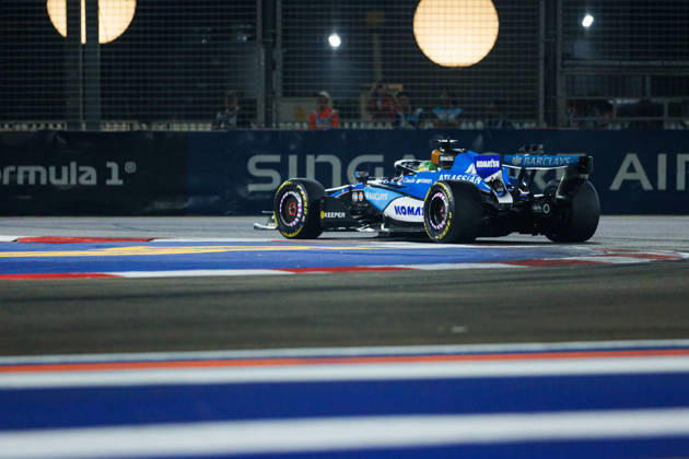 October 11, 2026, Singapore, Singapore: Alexander Albon of Thailand drives the (23) Atlassian Williams F1 Team FW48 during the F1 Grand Prix of Singapore at the Marina Bay Street Circuit. Formula 1, Singapore Grand Prix 2026 Race - 11 Oct 2026  - ZUMAs197 20261011_aaa_s197_855 Copyright: xGeorgexHitchensx