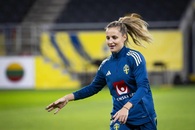 STOCKHOLM, SWEDEN, 20261012 Soccer player Nathalie Björn on the field as the Swedish women s national soccer team trains at Friends Arena ahead of the World Cup playoff match against Lithuania STOCKHOLM SWEDEN x10050x  Copyright: xPontusxLundahl TTx INFÖR VM-PLAYOFF SVERIGE-LITAUEN