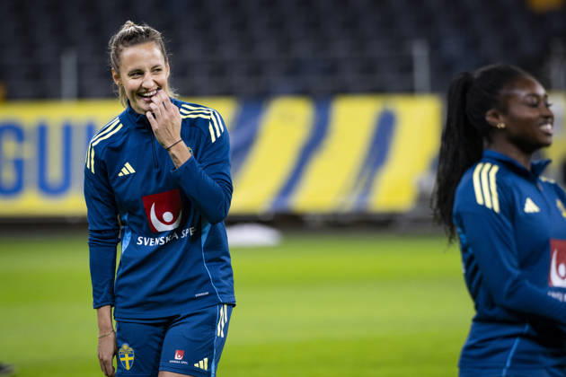 STOCKHOLM, SWEDEN, 20261012 Soccer player Nathalie Björn on the field as the Swedish women s national soccer team trains at Friends Arena ahead of the World Cup playoff match against Lithuania STOCKHOLM SWEDEN x10050x  Copyright: xPontusxLundahl TTx INFÖR VM-PLAYOFF SVERIGE-LITAUEN