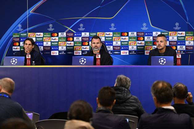 Inter Milan v Club Brugge - UEFA Champions League Media Activities 12 10 2026 MILAN, ITALY - OCTOBER 12 : Sommer Yann goalkeeper of Club Brugge, Leko Ivan head coach of Club Brugge and Willem Kirsten Communications Director of Club Brugge speaking with the media during a pre-match press conference, PK, Pressekonferenz ahead of the UEFA Champions League 2026 27 League Phase matchday 2 match between Inter Milan and Club Brugge on October 12, 2026 in Milan, Italy, 12 10 2026 Milan Italy Copyright: xTomasxSiskx