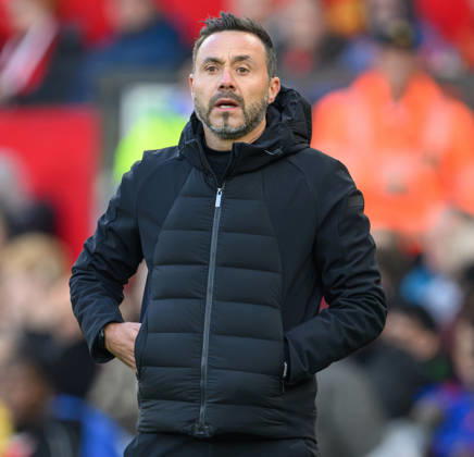 10 October 2026 - Manchester United, ManU v Tottenham Hotspur - Premier League League - Old Trafford - Manchester. Manchester United v Tottenham Hotspur - Premier League League - Old Trafford - Manchester. Tottenham Manager Roberto De Zerbi. Picture : Mark Pain MANCHESTER England Copyright: xMarkxPainx