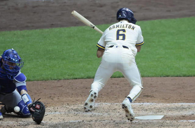 Milwaukee Brewers David Hamilton (6) reacts after being hit by a pitch from Los Angeles Dodgers pitcher Brock Stewart in the sixth inning in game two of the MLB, Baseball Herren, USA National League Championship Series at American Family Field in Milwaukee, Wisconsin, on Monday, October 12, 2026.  MIL20261012731 TANNENxMAURY