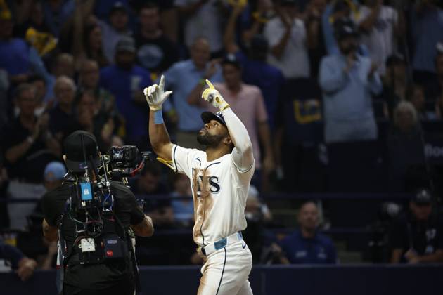 October 12, 2026, St. Petersburg, Florida, USA: Cedric Mullins (31) celebrates a homer on a fly ball to right field during the eighth inning of Game 1 of the American League Championship Series between the Tampa Bay Rays and the gainst the Cleveland Guardians on Monday, Oct. 12, 2026, at Tropicana Field in St. Petersburg. St. Petersburg USA - ZUMAs70_ 0869263801st Copyright: xJeffereexWoox