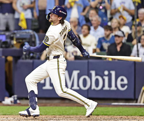 Baseball: Championship Series between Dodgers and Brewers Milwaukee Brewers second baseman Brice Turang hits an RBI single in the eighth inning of Game 2 of the National League Championship Series against the Los Angeles Dodgers at American Family Field in Milwaukee, Wisconsin, on Oct. 12, 2026.  A14AA0005630708P