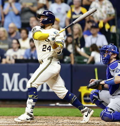 Baseball: Championship Series between Dodgers and Brewers Milwaukee Brewers catcher William Contreras hits an RBI single in the sixth inning of Game 2 of the National League Championship Series against the Los Angeles Dodgers at American Family Field in Milwaukee, Wisconsin, on Oct. 12, 2026.  A14AA0005630724P
