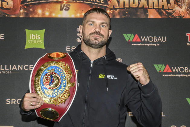 Pictured, from left: Roman Fress – WBO Intercontinental Champion, GER, Magdeburg, SES; first press conference ahead of the SES Boxing Gala on Saturday, November 14, 2026, at Messe Magdeburg, October 13, 2026, Copyright: HMBxMedia UwexKoch